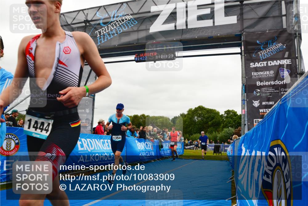 30.08.2026 - Elbe Triathlon Hamburg LAZAROV Photography http://msf.ph/oto/10083909 30.08.2026 11:38:40 Ziel 867, 1226, 1253, 1271, 1354, 1444 meine-sportfotos.de