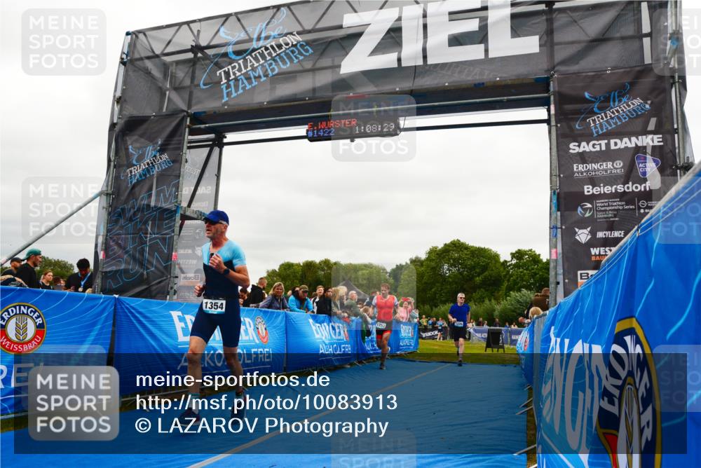 30.08.2026 - Elbe Triathlon Hamburg LAZAROV Photography http://msf.ph/oto/10083913 30.08.2026 11:38:40 Ziel 867, 1226, 1253, 1271, 1354, 1444 meine-sportfotos.de