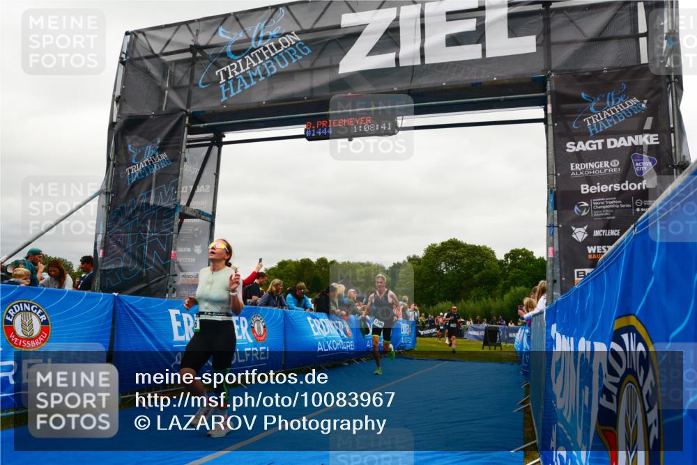 30.08.2026 - Elbe Triathlon Hamburg LAZAROV Photography http://msf.ph/oto/10083967 30.08.2026 11:39:01 Ziel 936, 1158, 1346, 1456 meine-sportfotos.de