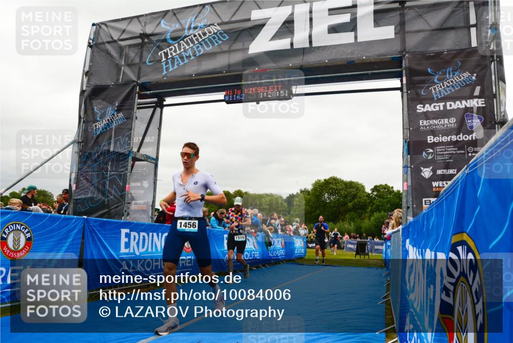 30.08.2026 - Elbe Triathlon Hamburg LAZAROV Photography http://msf.ph/oto/10084006 30.08.2026 11:39:09 Ziel 877, 1158, 1169, 1319, 1456 meine-sportfotos.de