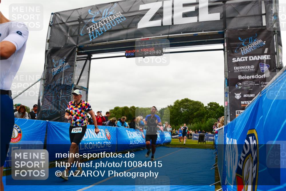 30.08.2026 - Elbe Triathlon Hamburg LAZAROV Photography http://msf.ph/oto/10084015 30.08.2026 11:39:11 Ziel 877, 1064, 1169, 1214, 1256, 1319, 1456 meine-sportfotos.de