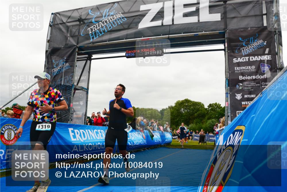 30.08.2026 - Elbe Triathlon Hamburg LAZAROV Photography http://msf.ph/oto/10084019 30.08.2026 11:39:12 Ziel 709, 877, 1064, 1169, 1214, 1256, 1319, 1456 meine-sportfotos.de