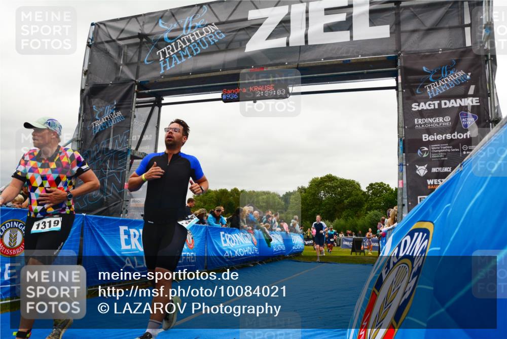 30.08.2026 - Elbe Triathlon Hamburg LAZAROV Photography http://msf.ph/oto/10084021 30.08.2026 11:39:12 Ziel 709, 877, 1064, 1169, 1214, 1256, 1319, 1456 meine-sportfotos.de