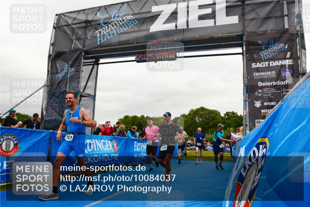 30.08.2026 - Elbe Triathlon Hamburg LAZAROV Photography http://msf.ph/oto/10084037 30.08.2026 11:39:19 Ziel 709, 877, 1064, 1123, 1125, 1205, 1214, 1256 meine-sportfotos.de