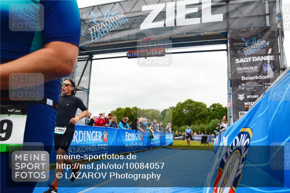 30.08.2026 - Elbe Triathlon Hamburg LAZAROV Photography http://msf.ph/oto/10084057 30.08.2026 11:39:24 Ziel 709, 926, 992, 1123, 1125, 1205 meine-sportfotos.de