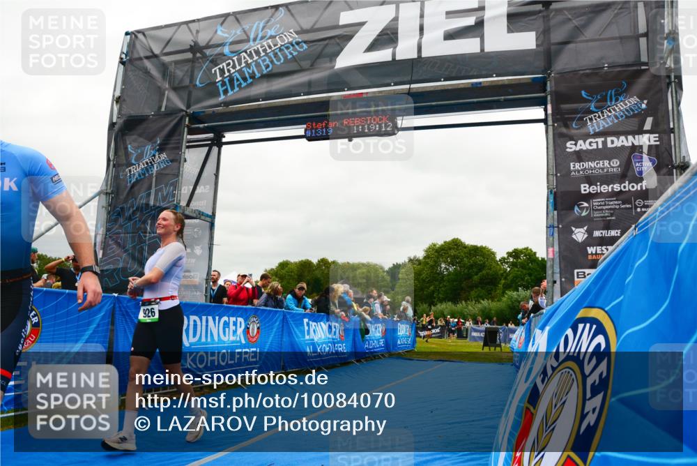 30.08.2026 - Elbe Triathlon Hamburg LAZAROV Photography http://msf.ph/oto/10084070 30.08.2026 11:39:33 Ziel 926, 979, 1146 meine-sportfotos.de