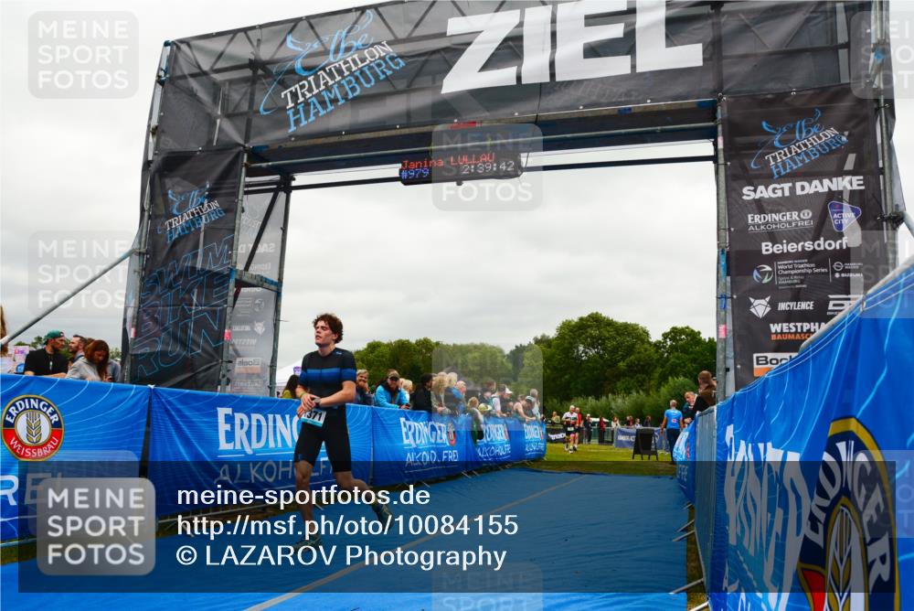 30.08.2026 - Elbe Triathlon Hamburg LAZAROV Photography http://msf.ph/oto/10084155 30.08.2026 11:39:56 Ziel 697, 742, 1268, 1371 meine-sportfotos.de