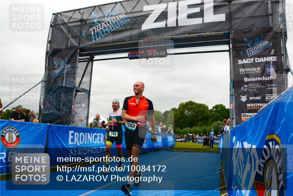 30.08.2026 - Elbe Triathlon Hamburg LAZAROV Photography http://msf.ph/oto/10084172 30.08.2026 11:40:03 Ziel 742, 1268 meine-sportfotos.de