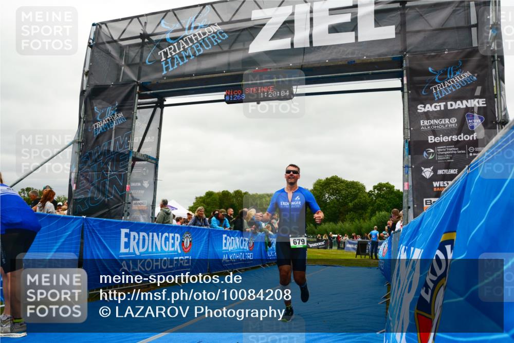 30.08.2026 - Elbe Triathlon Hamburg LAZAROV Photography http://msf.ph/oto/10084208 30.08.2026 11:40:22 Ziel 679, 1269 meine-sportfotos.de
