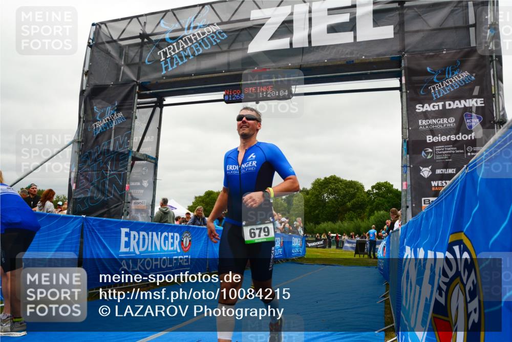 30.08.2026 - Elbe Triathlon Hamburg LAZAROV Photography http://msf.ph/oto/10084215 30.08.2026 11:40:22 Ziel 679, 1269 meine-sportfotos.de