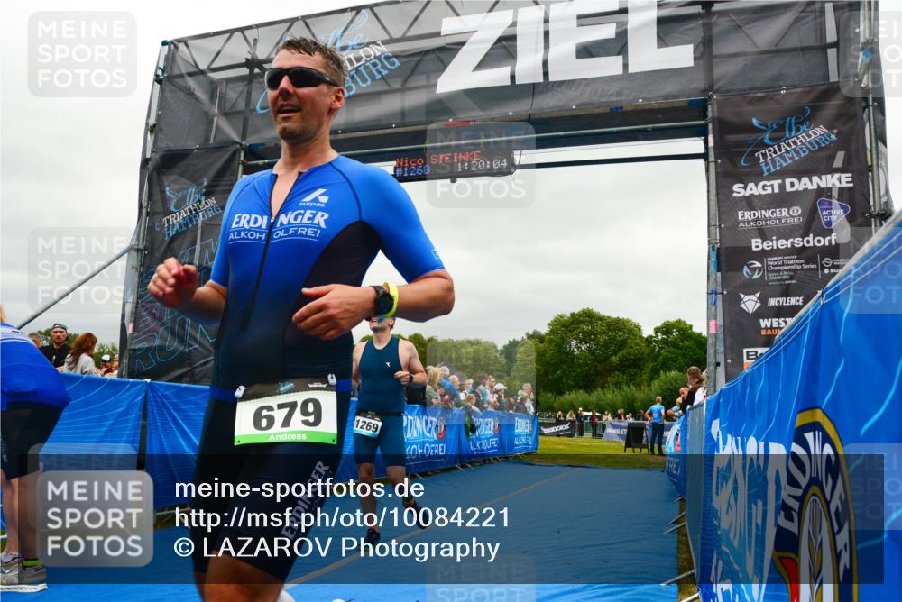 30.08.2026 - Elbe Triathlon Hamburg LAZAROV Photography http://msf.ph/oto/10084221 30.08.2026 11:40:23 Ziel 679, 1269 meine-sportfotos.de