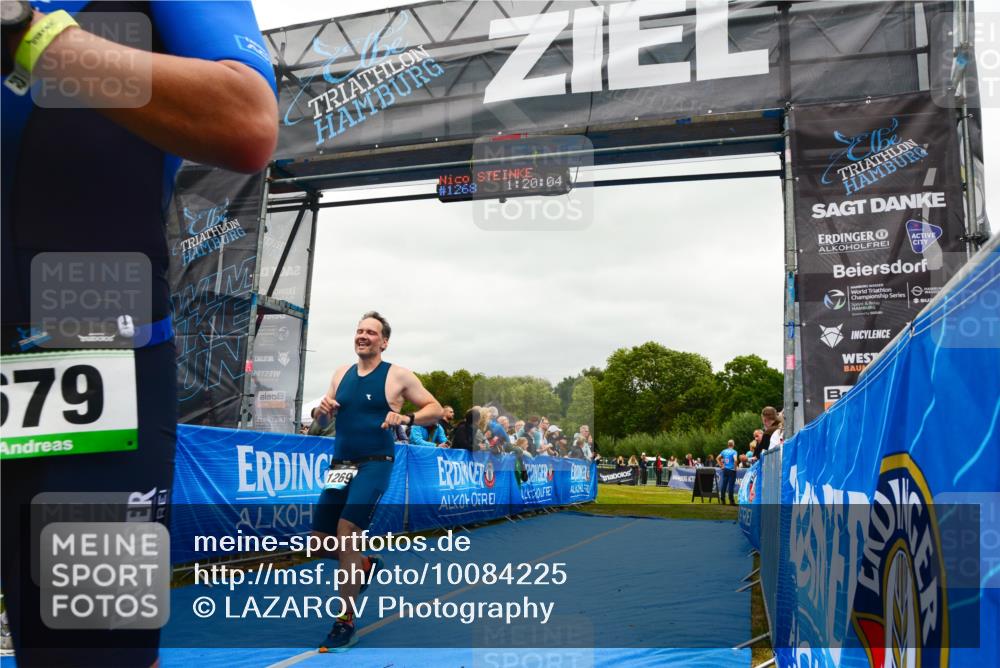30.08.2026 - Elbe Triathlon Hamburg LAZAROV Photography http://msf.ph/oto/10084225 30.08.2026 11:40:23 Ziel 679, 1269 meine-sportfotos.de