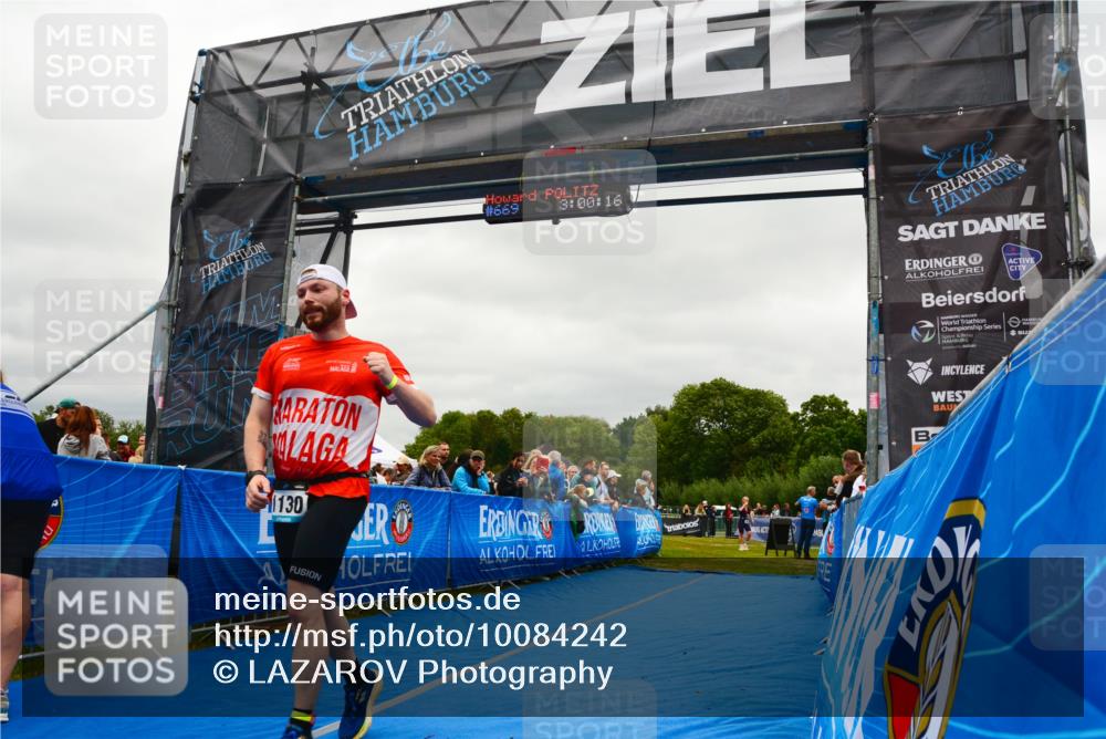 30.08.2026 - Elbe Triathlon Hamburg LAZAROV Photography http://msf.ph/oto/10084242 30.08.2026 11:40:36 Ziel 1130 meine-sportfotos.de