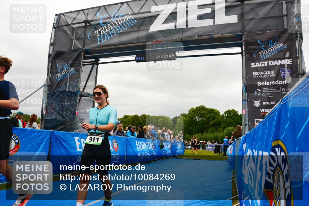 30.08.2026 - Elbe Triathlon Hamburg LAZAROV Photography http://msf.ph/oto/10084269 30.08.2026 11:40:50 Ziel 694, 911, 933, 1375 meine-sportfotos.de