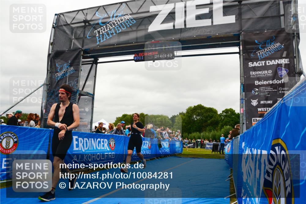 30.08.2026 - Elbe Triathlon Hamburg LAZAROV Photography http://msf.ph/oto/10084281 30.08.2026 11:40:54 Ziel 694, 933 meine-sportfotos.de