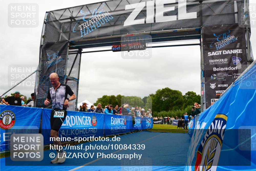 30.08.2026 - Elbe Triathlon Hamburg LAZAROV Photography http://msf.ph/oto/10084339 30.08.2026 11:41:10 Ziel 920, 1302 meine-sportfotos.de