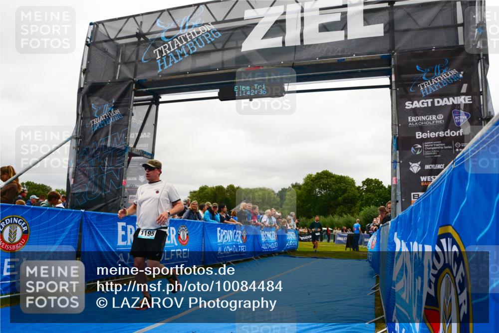30.08.2026 - Elbe Triathlon Hamburg LAZAROV Photography http://msf.ph/oto/10084484 30.08.2026 11:42:37 Ziel 1142, 1195 meine-sportfotos.de