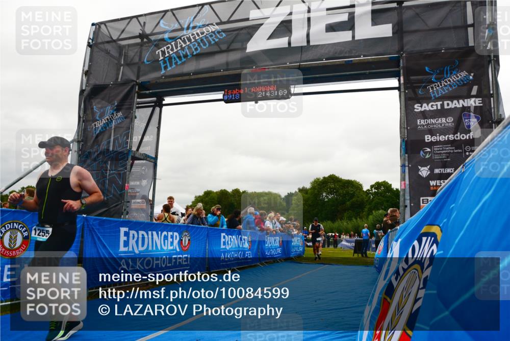 30.08.2026 - Elbe Triathlon Hamburg LAZAROV Photography http://msf.ph/oto/10084599 30.08.2026 11:43:20 Ziel 1242, 1255, 1390 meine-sportfotos.de