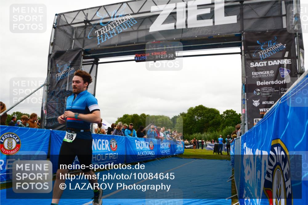 30.08.2026 - Elbe Triathlon Hamburg LAZAROV Photography http://msf.ph/oto/10084645 30.08.2026 11:43:38 Ziel 538, 1156, 1273 meine-sportfotos.de