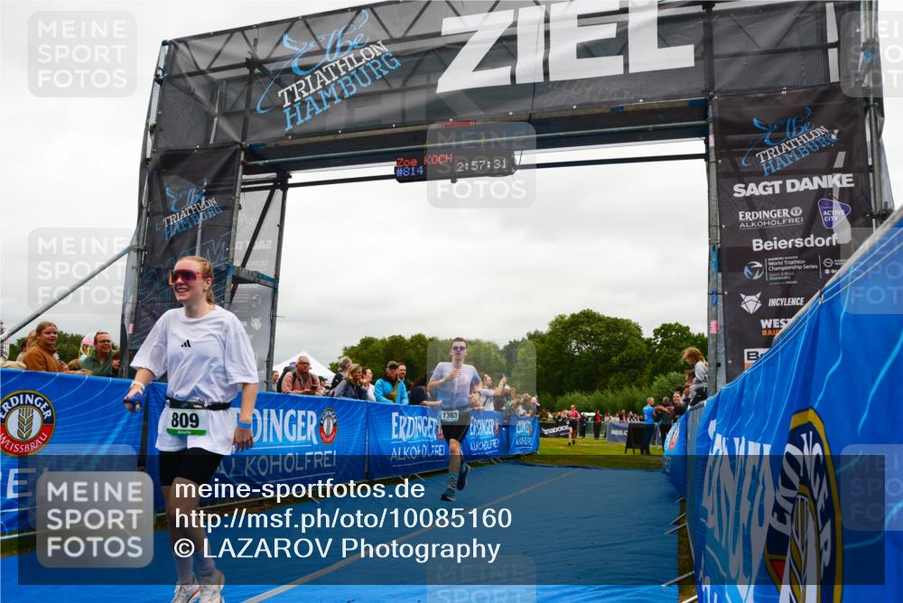 30.08.2026 - Elbe Triathlon Hamburg LAZAROV Photography http://msf.ph/oto/10085160 30.08.2026 11:47:32 Ziel 809, 814, 828, 857, 1383 meine-sportfotos.de