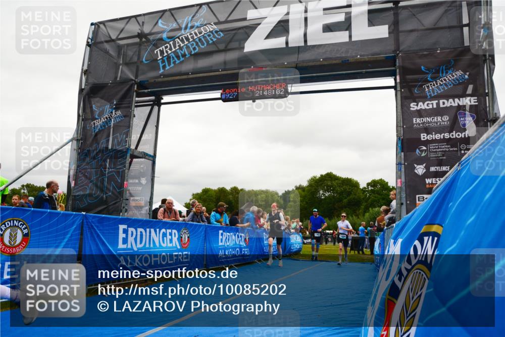 30.08.2026 - Elbe Triathlon Hamburg LAZAROV Photography http://msf.ph/oto/10085202 30.08.2026 11:48:01 Ziel 914, 927, 1163, 1421 meine-sportfotos.de