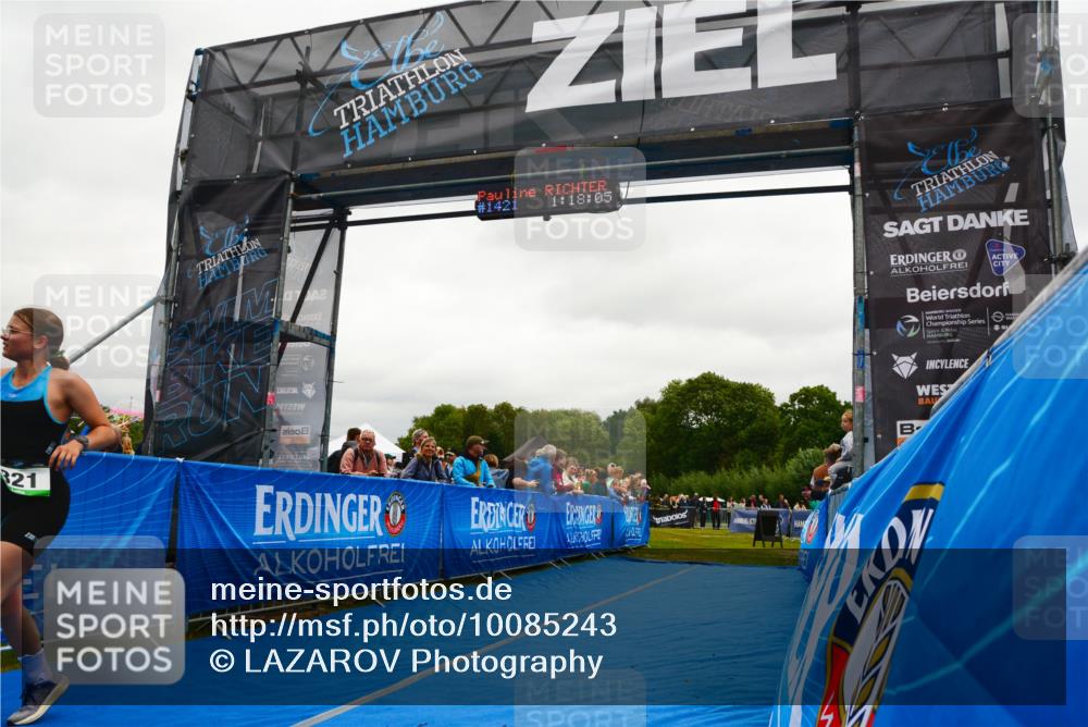 30.08.2026 - Elbe Triathlon Hamburg LAZAROV Photography http://msf.ph/oto/10085243 30.08.2026 11:48:13 Ziel 821 meine-sportfotos.de