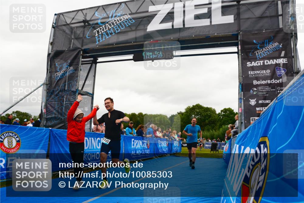 30.08.2026 - Elbe Triathlon Hamburg LAZAROV Photography http://msf.ph/oto/10085303 30.08.2026 11:49:30 Ziel 1145, 1252, 1363 meine-sportfotos.de