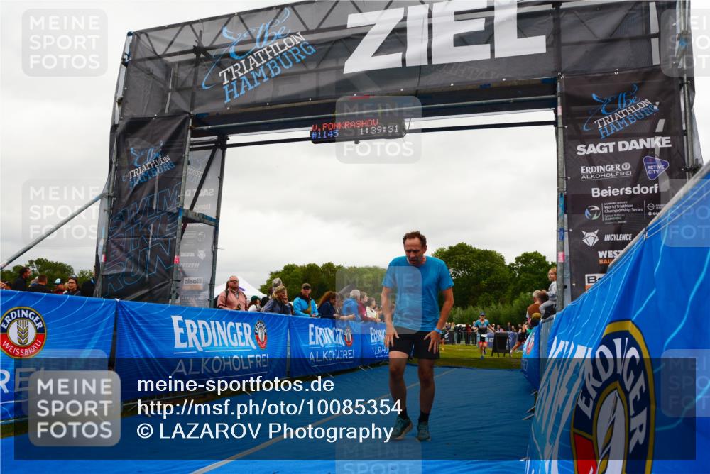 30.08.2026 - Elbe Triathlon Hamburg LAZAROV Photography http://msf.ph/oto/10085354 30.08.2026 11:49:32 Ziel 1145, 1252, 1363 meine-sportfotos.de