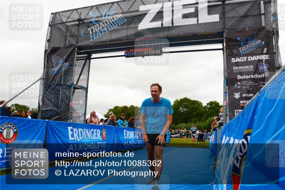 30.08.2026 - Elbe Triathlon Hamburg LAZAROV Photography http://msf.ph/oto/10085362 30.08.2026 11:49:32 Ziel 1145, 1252, 1363 meine-sportfotos.de