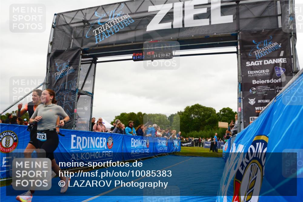30.08.2026 - Elbe Triathlon Hamburg LAZAROV Photography http://msf.ph/oto/10085383 30.08.2026 11:49:46 Ziel 939, 1412 meine-sportfotos.de