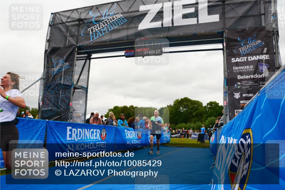 30.08.2026 - Elbe Triathlon Hamburg LAZAROV Photography http://msf.ph/oto/10085429 30.08.2026 11:50:29 Ziel 686, 855, 912, 958, 1282 meine-sportfotos.de
