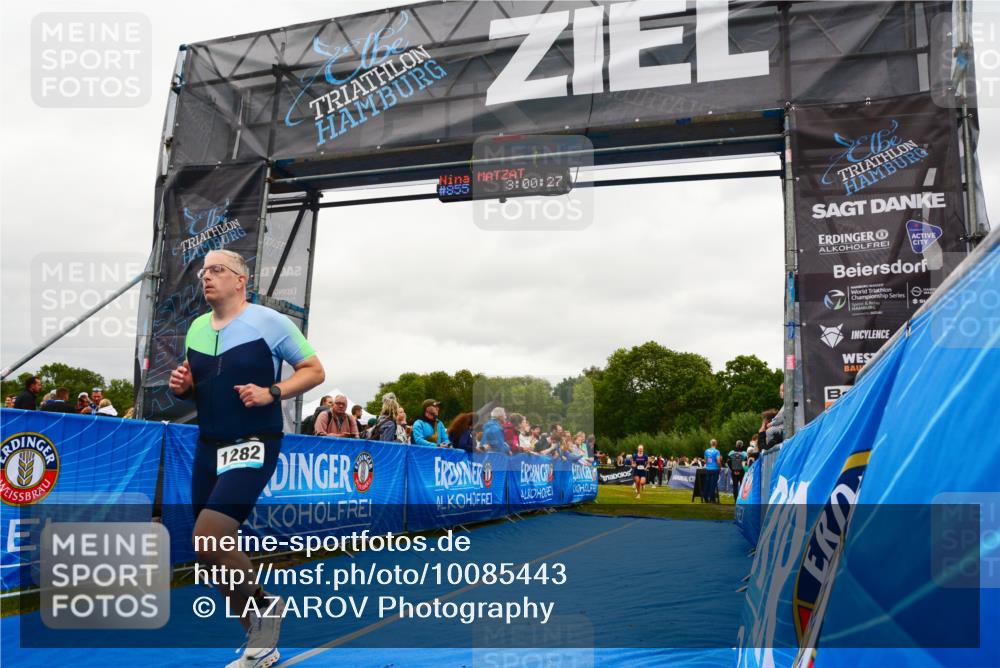 30.08.2026 - Elbe Triathlon Hamburg LAZAROV Photography http://msf.ph/oto/10085443 30.08.2026 11:50:30 Ziel 686, 912, 958, 1282 meine-sportfotos.de