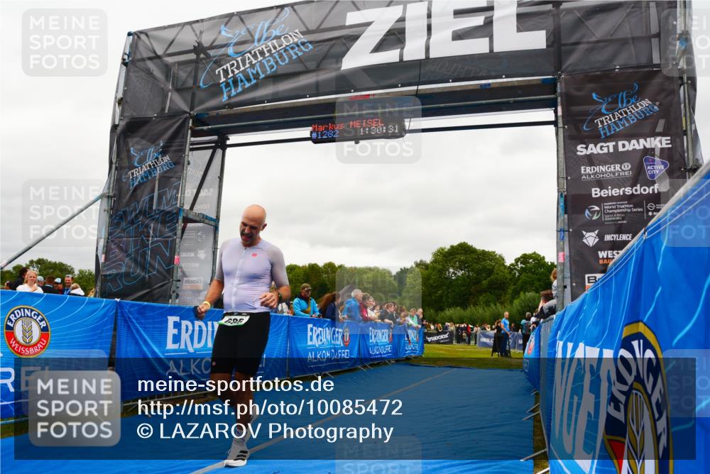 30.08.2026 - Elbe Triathlon Hamburg LAZAROV Photography http://msf.ph/oto/10085472 30.08.2026 11:50:39 Ziel 686, 958 meine-sportfotos.de