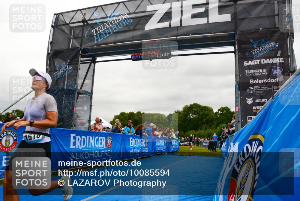 30.08.2026 - Elbe Triathlon Hamburg LAZAROV Photography http://msf.ph/oto/10085594 30.08.2026 11:51:46 Ziel 932, 1332, 1516 meine-sportfotos.de