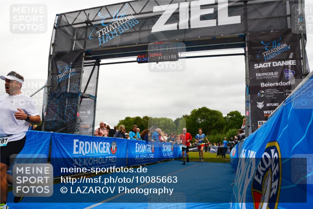 30.08.2026 - Elbe Triathlon Hamburg LAZAROV Photography http://msf.ph/oto/10085663 30.08.2026 11:52:05 Ziel 1281, 1331, 1455 meine-sportfotos.de