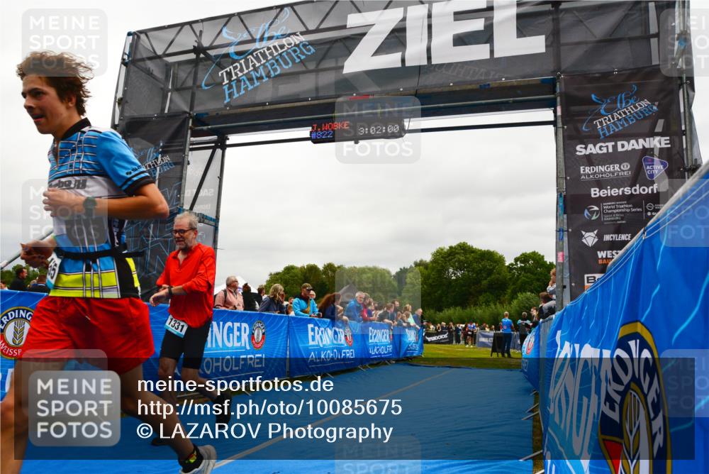 30.08.2026 - Elbe Triathlon Hamburg LAZAROV Photography http://msf.ph/oto/10085675 30.08.2026 11:52:08 Ziel 1331, 1455 meine-sportfotos.de