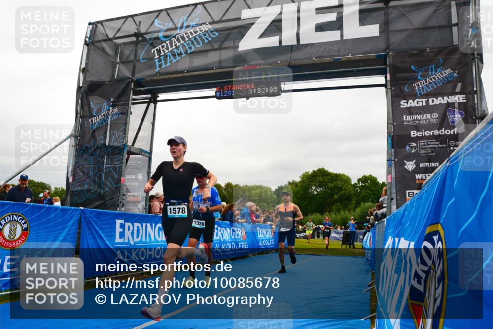 30.08.2026 - Elbe Triathlon Hamburg LAZAROV Photography http://msf.ph/oto/10085678 30.08.2026 11:52:18 Ziel 943, 1128, 1171, 1336, 1578 meine-sportfotos.de