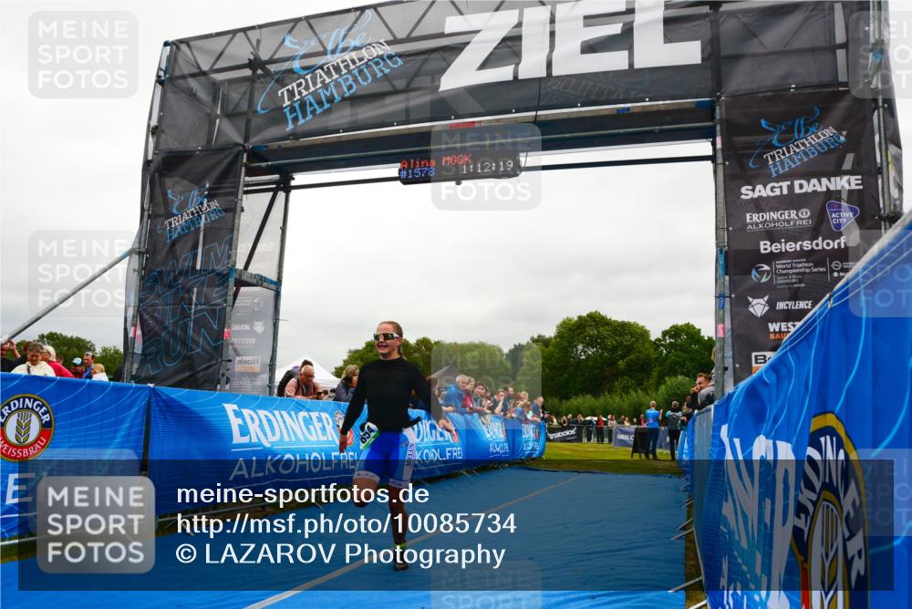 30.08.2026 - Elbe Triathlon Hamburg LAZAROV Photography http://msf.ph/oto/10085734 30.08.2026 11:52:34 Ziel 854 meine-sportfotos.de