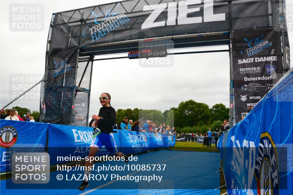 30.08.2026 - Elbe Triathlon Hamburg LAZAROV Photography http://msf.ph/oto/10085737 30.08.2026 11:52:34 Ziel 854 meine-sportfotos.de