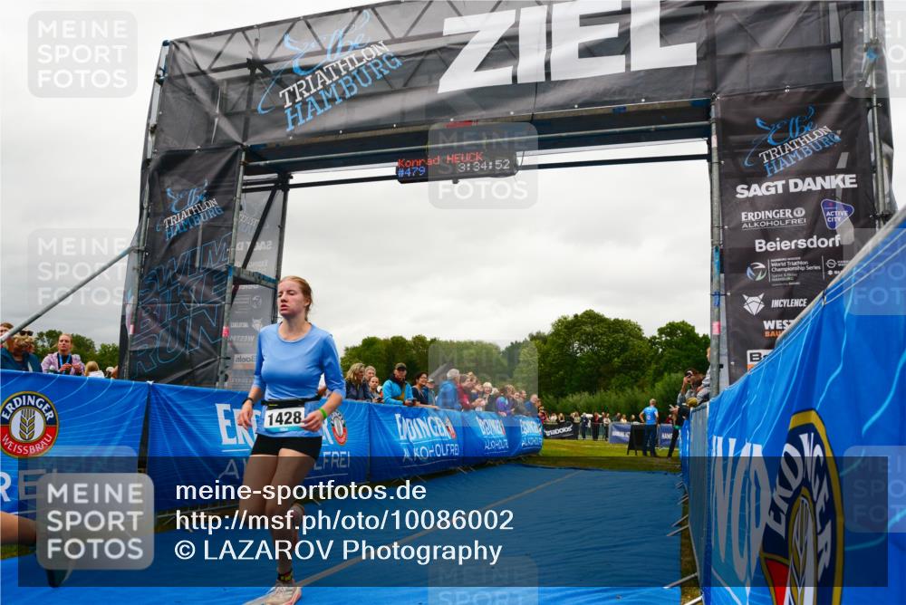 30.08.2026 - Elbe Triathlon Hamburg LAZAROV Photography http://msf.ph/oto/10086002 30.08.2026 11:54:57 Ziel 1393, 1428 meine-sportfotos.de