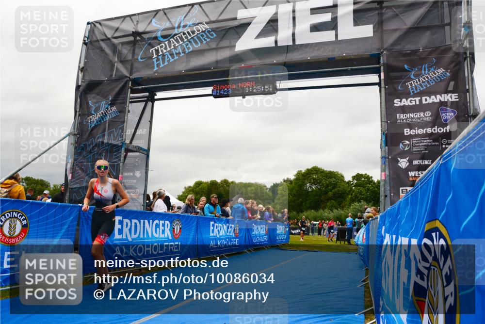 30.08.2026 - Elbe Triathlon Hamburg LAZAROV Photography http://msf.ph/oto/10086034 30.08.2026 11:55:50 Ziel 1423, 1507 meine-sportfotos.de