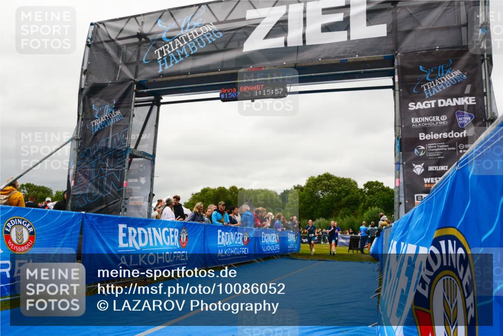 30.08.2026 - Elbe Triathlon Hamburg LAZAROV Photography http://msf.ph/oto/10086052 30.08.2026 11:55:56 Ziel 836, 861, 1376, 1507 meine-sportfotos.de