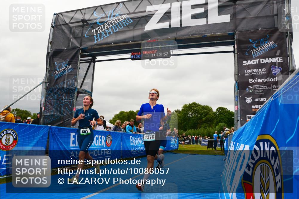 30.08.2026 - Elbe Triathlon Hamburg LAZAROV Photography http://msf.ph/oto/10086057 30.08.2026 11:56:00 Ziel 836, 849, 861, 1376 meine-sportfotos.de