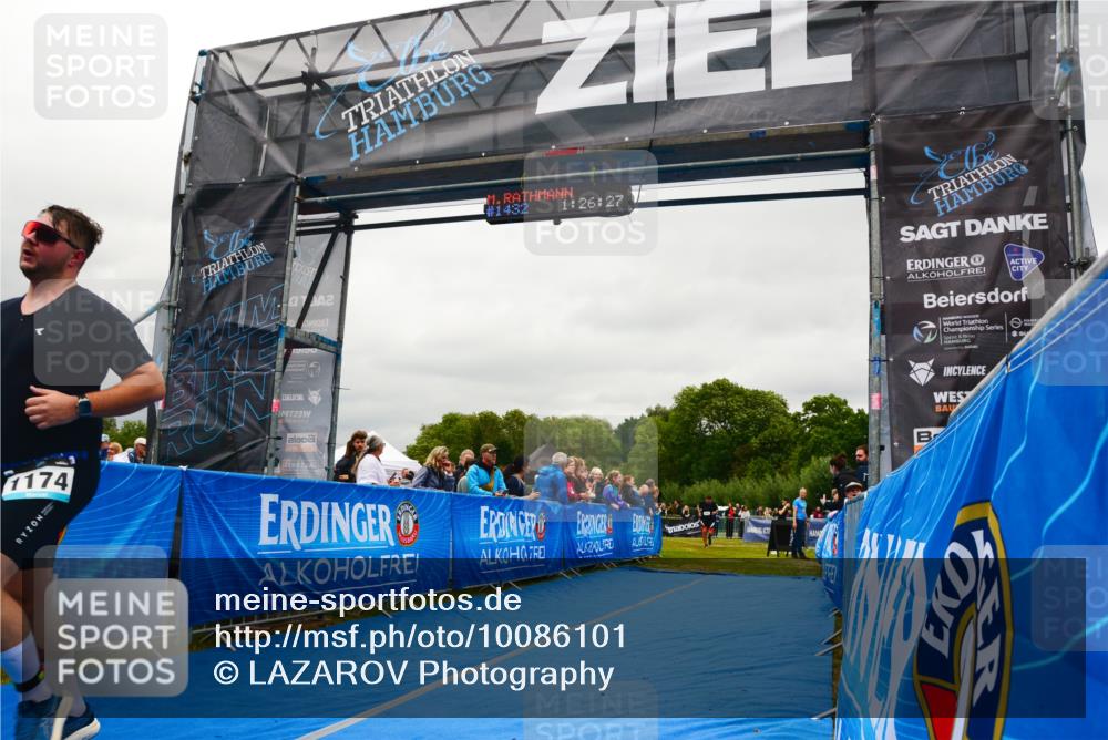 30.08.2026 - Elbe Triathlon Hamburg LAZAROV Photography http://msf.ph/oto/10086101 30.08.2026 11:56:30 Ziel 1174, 1392 meine-sportfotos.de