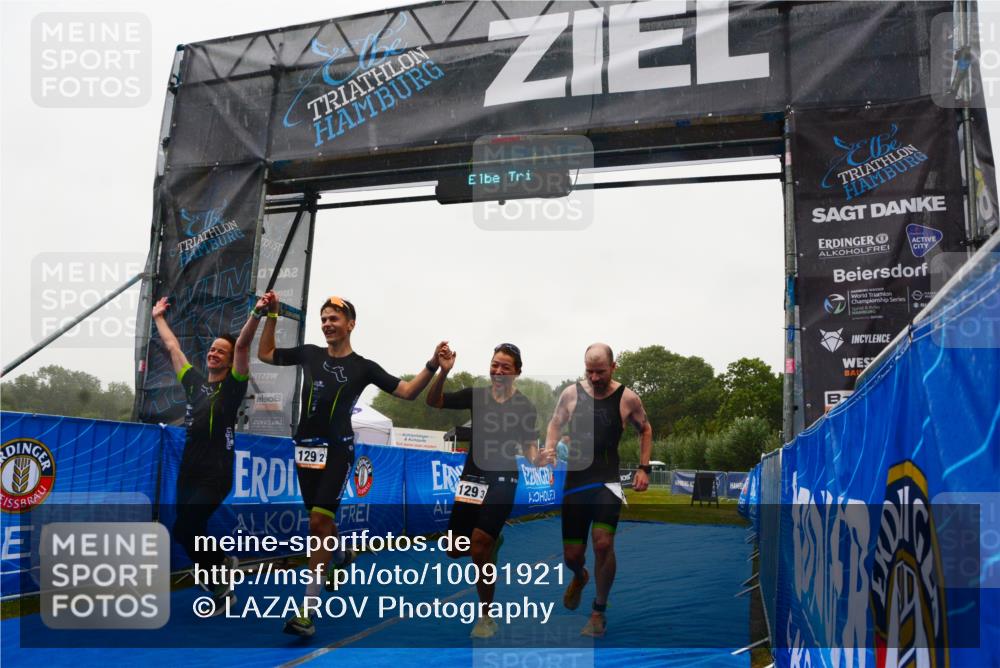 30.08.2026 - Elbe Triathlon Hamburg LAZAROV Photography http://msf.ph/oto/10091921 30.08.2026 16:01:02 Ziel  meine-sportfotos.de