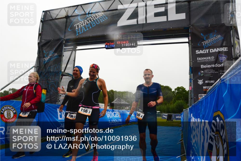 30.08.2026 - Elbe Triathlon Hamburg LAZAROV Photography http://msf.ph/oto/10091936 30.08.2026 16:09:40 Ziel  meine-sportfotos.de