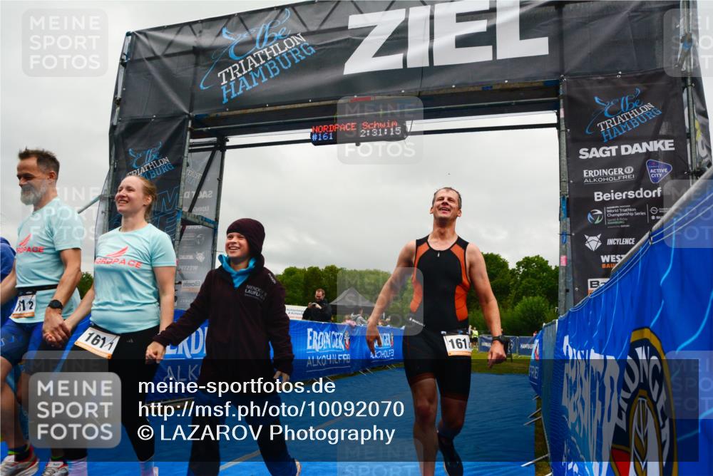 30.08.2026 - Elbe Triathlon Hamburg LAZAROV Photography http://msf.ph/oto/10092070 30.08.2026 16:31:14 Ziel  meine-sportfotos.de