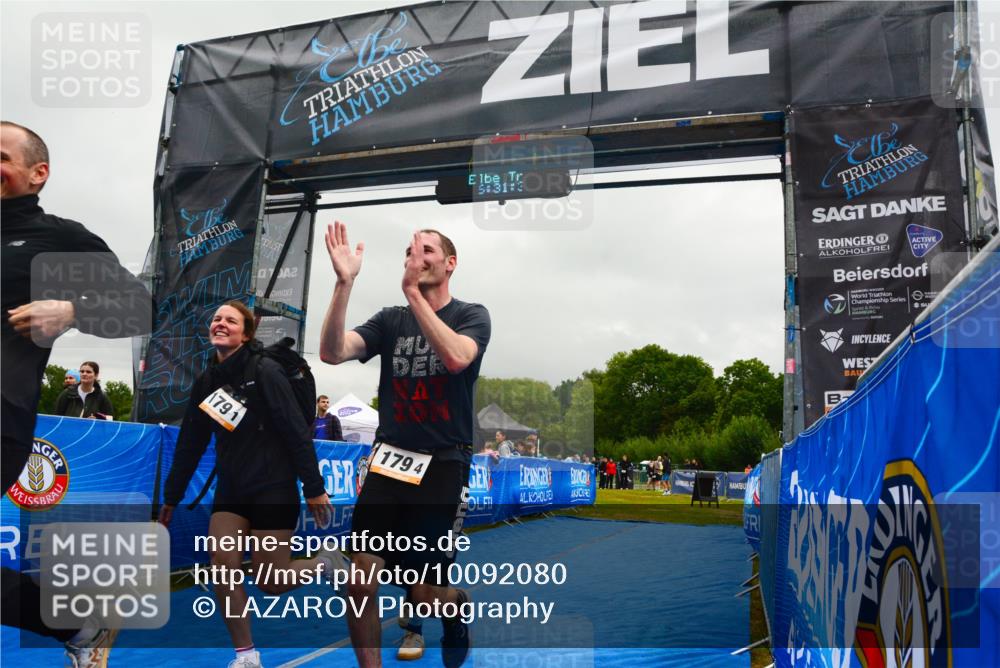 30.08.2026 - Elbe Triathlon Hamburg LAZAROV Photography http://msf.ph/oto/10092080 30.08.2026 16:31:31 Ziel  meine-sportfotos.de