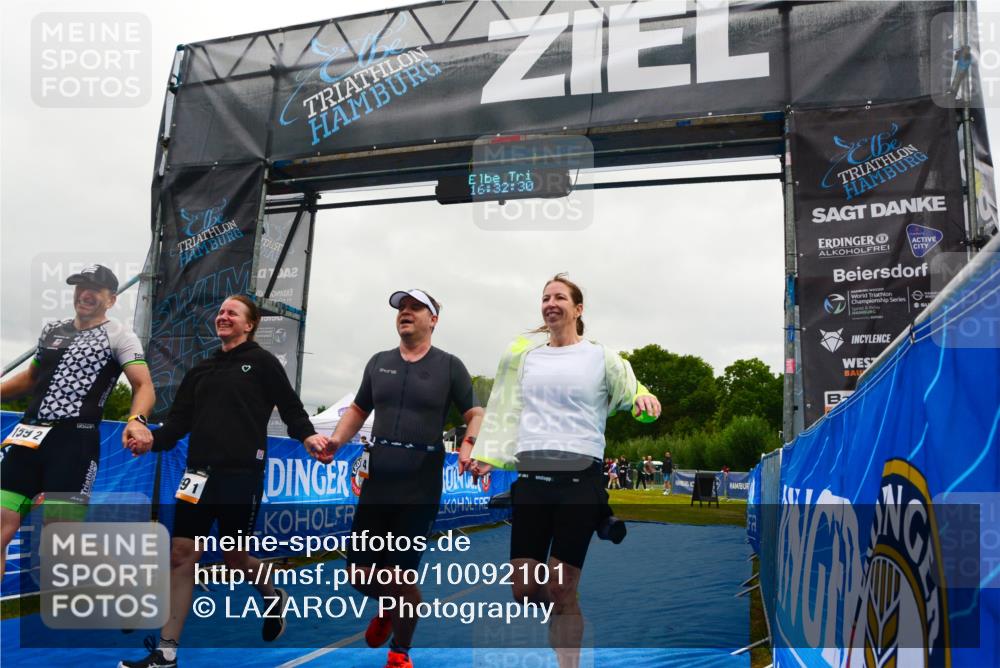 30.08.2026 - Elbe Triathlon Hamburg LAZAROV Photography http://msf.ph/oto/10092101 30.08.2026 16:32:29 Ziel  meine-sportfotos.de
