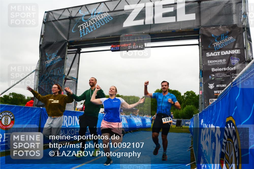 30.08.2026 - Elbe Triathlon Hamburg LAZAROV Photography http://msf.ph/oto/10092107 30.08.2026 16:33:40 Ziel  meine-sportfotos.de
